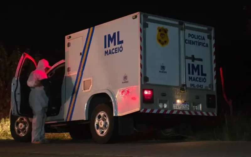 Homem é assassinado com três tiros nas costas na parte alta de Maceió