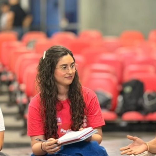 Teca Nelma percorre grêmios estudantis para ouvir a juventude de Alagoas