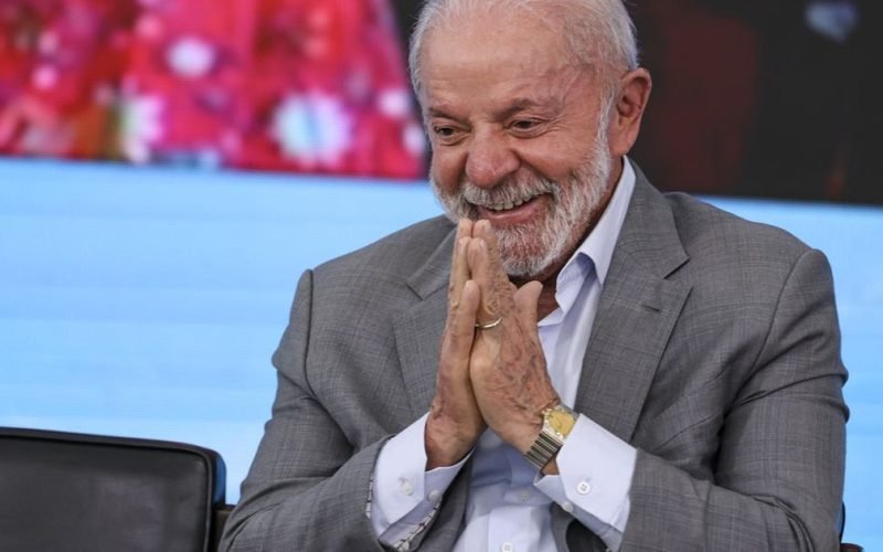 Lula anuncia abertura das inscrições do ProUni e incentiva estudantes a concorrerem às bolsas