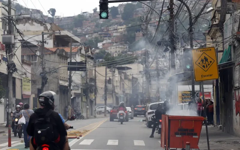 Comissão de Direitos Humanos cobra explicações sobre operação que deixou 64 mortos no Rio