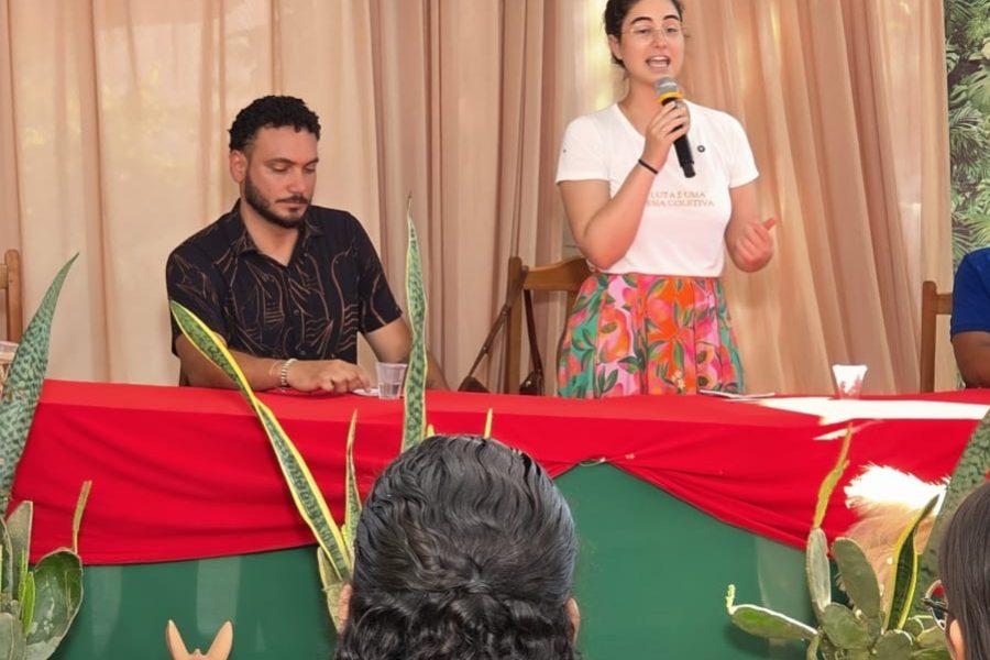 Em Igaci, Teca Nelma apresenta propostas para jovens do campo de Alagoas