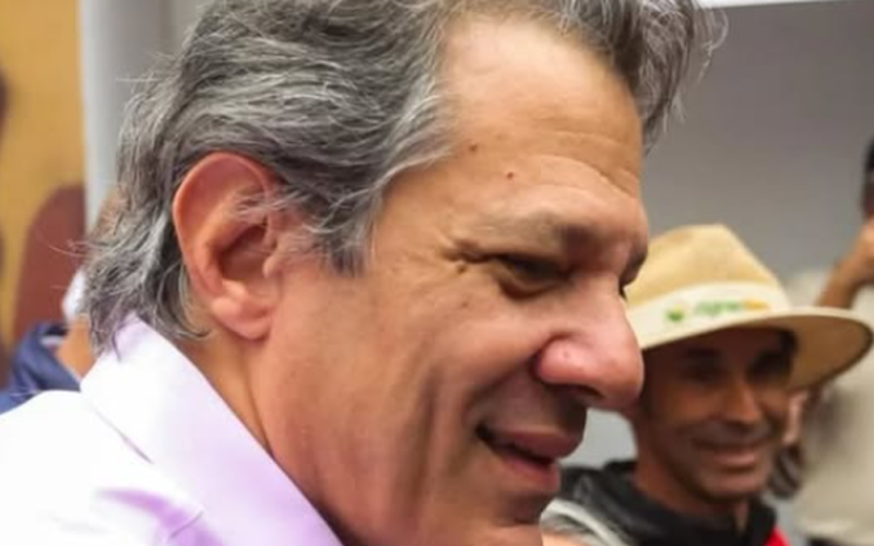 Haddad diz que ”ecossistema Vorcaro-Bolsonaro” deve impactar eleições