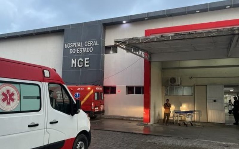 Autuado por defender a esposa: homem esfaqueia invasor que entrou em casa para matar a mulher