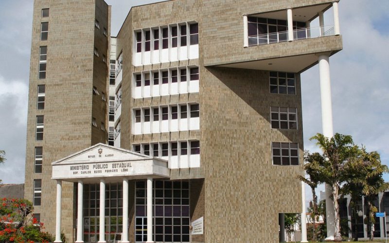 MP cobra funcionamento 24h de delegacias da mulher em Maceió e aponta falhas no atendimento