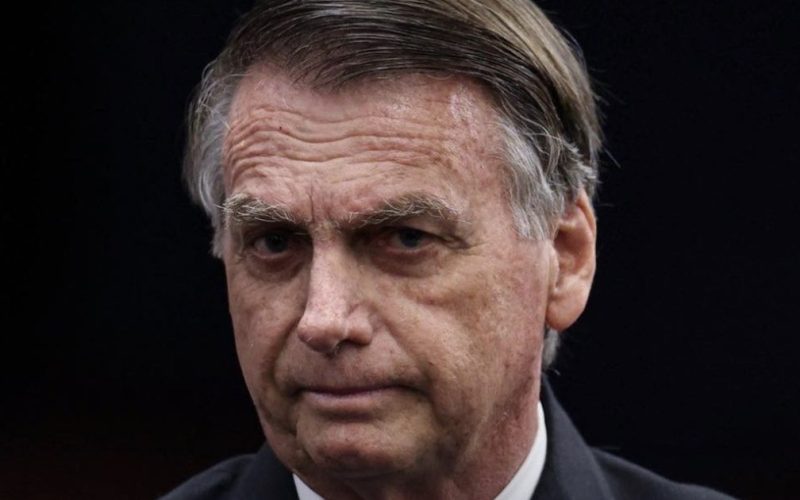 Petistas acionam TSE para barrar filme de Bolsonaro antes das eleições