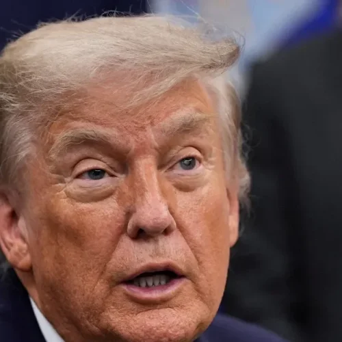 Trump afirma que Israel apoia proposta de acordo que prevê desarmamento do Hamas em Gaza