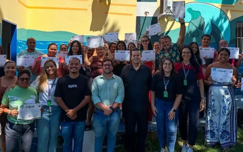 Porto de Pedras conclui curso gratuito de Auxiliar de Cozinha e capacita 25 moradores