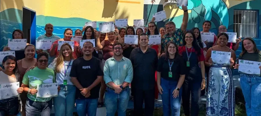 Porto de Pedras conclui curso gratuito de Auxiliar de Cozinha e capacita 25 moradores