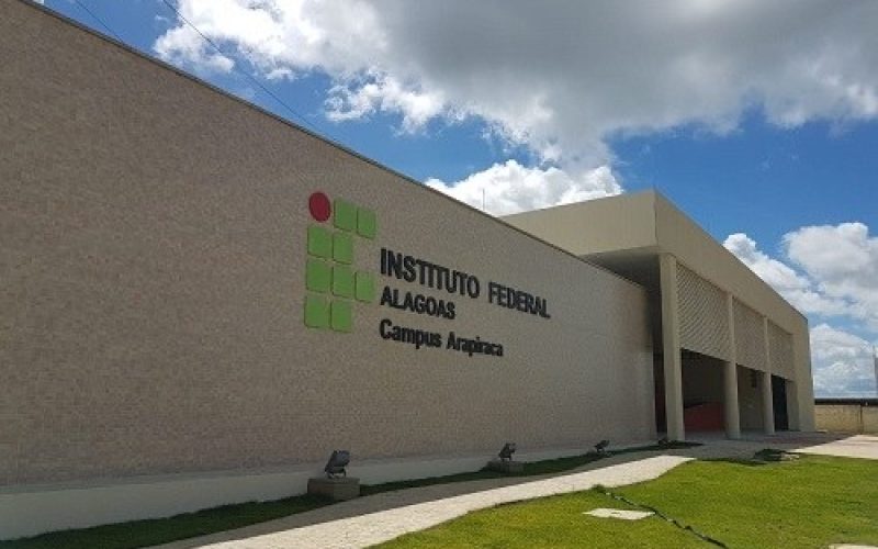 Fundepes contrata fiscais de sala para exame do IFAL em 15 cidades de AL