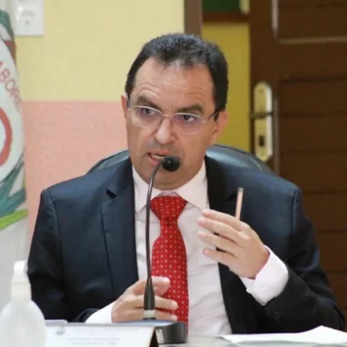 Suplente de deputado do PT é preso pela PF por importunação sexual em aeroporto