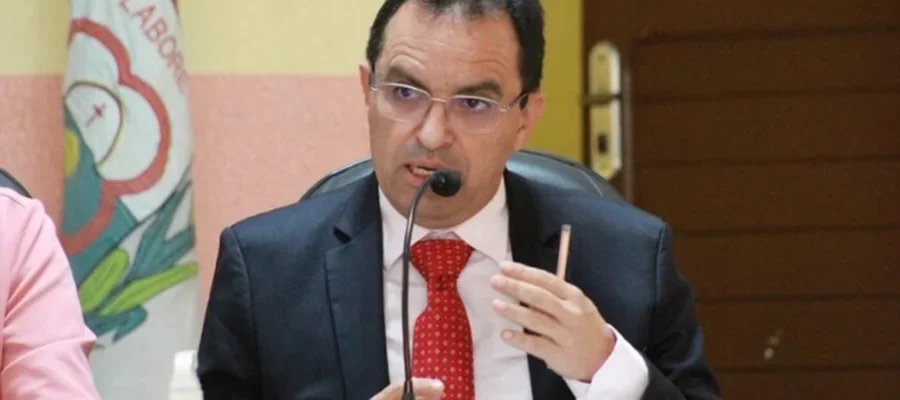 Suplente de deputado do PT é preso pela PF por importunação sexual em aeroporto