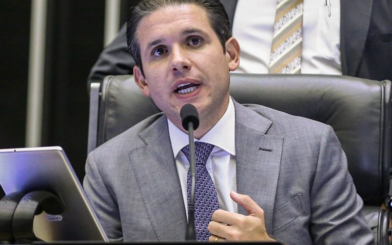 Hugo Motta cita “abusos” e “atropelos” em votação da PEC da Blindagem