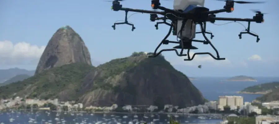 Deputados aprovam criminalização de uso de drones por facções e define pena de até 12 anos