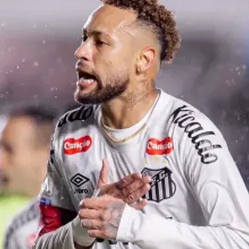 Neymar fica a um passo de ser convocado para a Copa após Ancelotti pedir informações ao Santos
