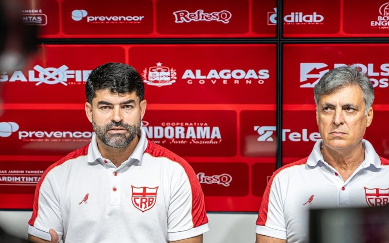 CRB mantém cautela e segue sem executivo de futebol após saída de Ari Barros