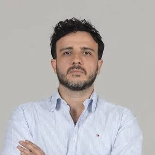 Renan Santos chama Flávio Bolsonaro de “criminoso” e diz que senador não venceria Lula em eventual segundo turno
