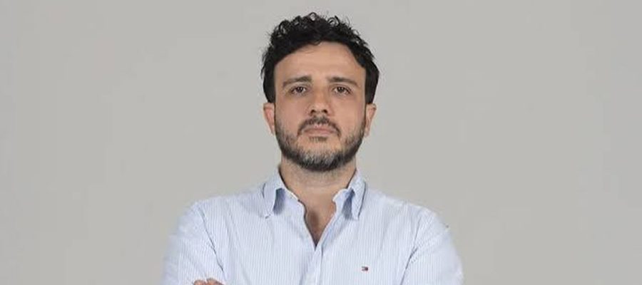 Renan Santos chama Flávio Bolsonaro de “criminoso” e diz que senador não venceria Lula em eventual segundo turno