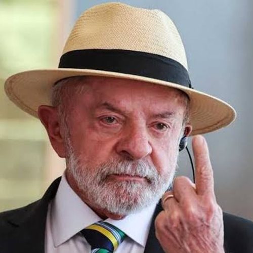 Lula é questionado sobre sigilos de 100 anos e afirma ser contra restrições prolongadas