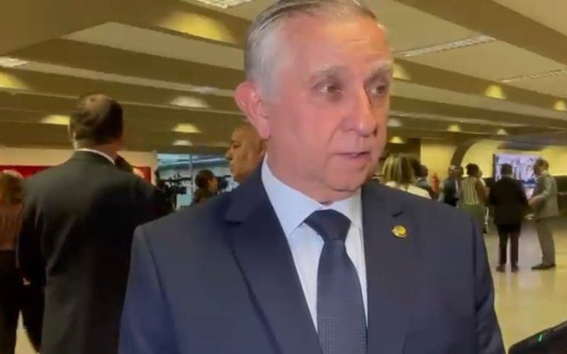 Senador Izalci Lucas diz que sabatina não define voto e aposta em possível rejeição de Messias ao STF