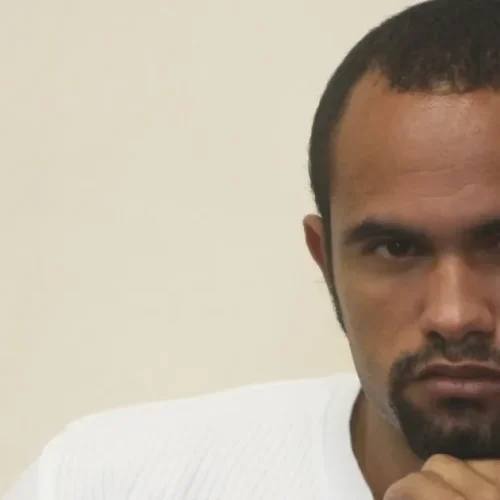Justiça mantém prisão do goleiro Bruno após audiência de custódia