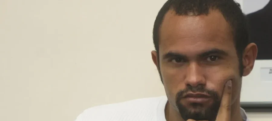 Justiça mantém prisão do goleiro Bruno após audiência de custódia