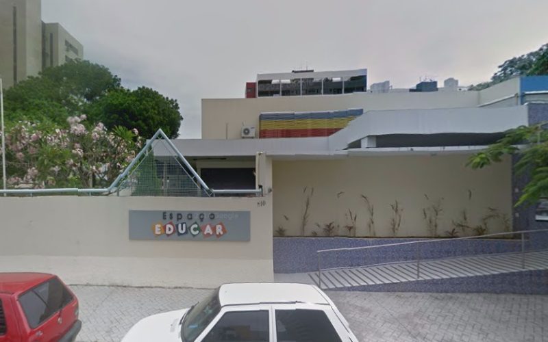 Pais de aluna que se afogou durante aula de natação em escola publicam nota de repúdio
