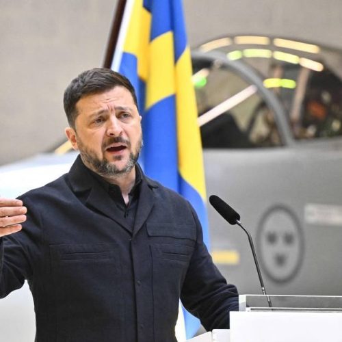 Zelenski propõe encontro com Putin e oferece cessar-fogo; Kremlin afirma que líder ucraniano pode ir a Moscou