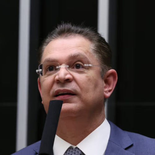 Sóstenes diz que prisão domiciliar de Bolsonaro “não corrige injustiça”