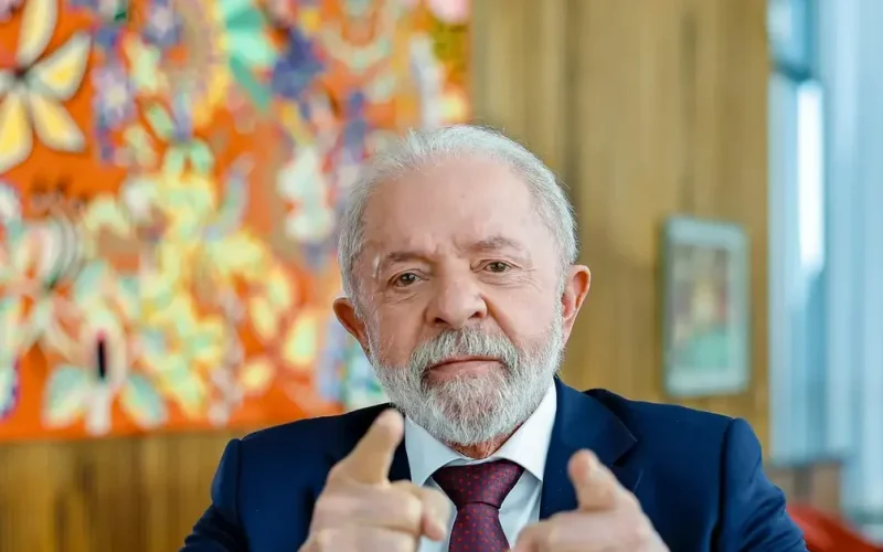 Lula descarta uso de inteligência artificial em campanha e critica uso da tecnologia nas eleições