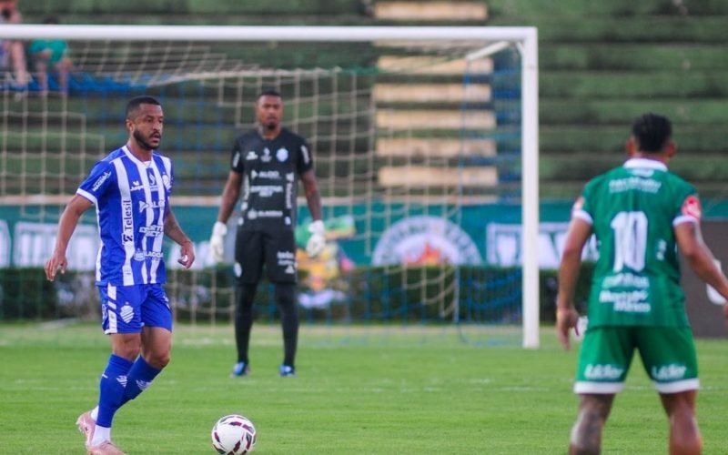 Em Minas, CSA perde para o Uberlândia por 1 a 0 na ida do mata-mata do acesso à Série C
