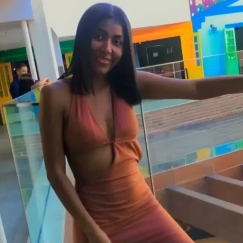 Homem mata ex-companheira e esfaqueia sogra após postagem nas redes sociais