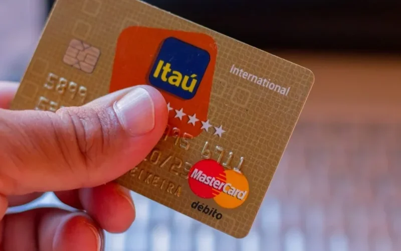 Itaú anuncia fim de cartão de crédito em parceria com a Samsung