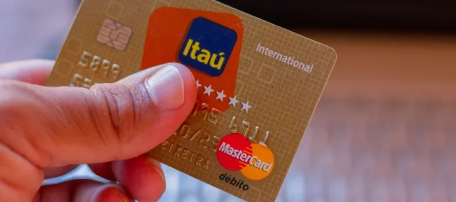Itaú anuncia fim de cartão de crédito em parceria com a Samsung