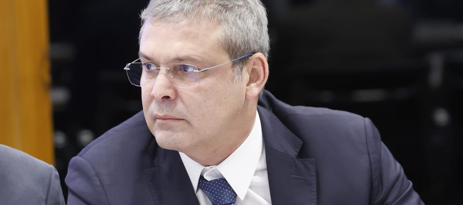 Lindbergh acusa Cláudio Castro de “traição” e aciona STF por suposta articulação com EUA