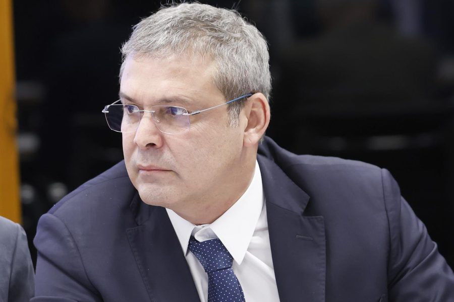 Lindbergh diz que escolha de Derrite como relator do PL Antifacção é “desrespeito a Lula”