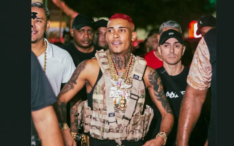 MC Poze do Rodo deixa presídio após decisão da Justiça Federal e reecontra família
