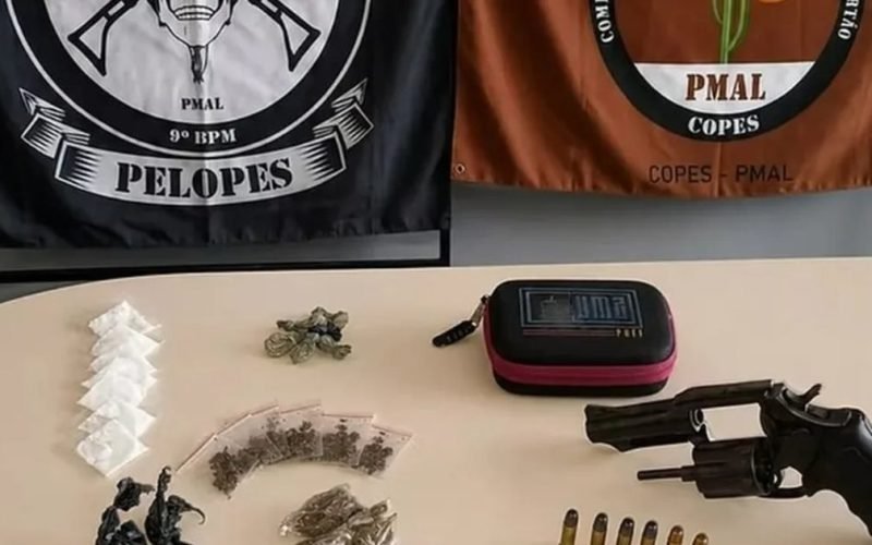 Trio é preso por suspeita de tráfico de drogas após denúncias de moradores em Delmiro Gouveia