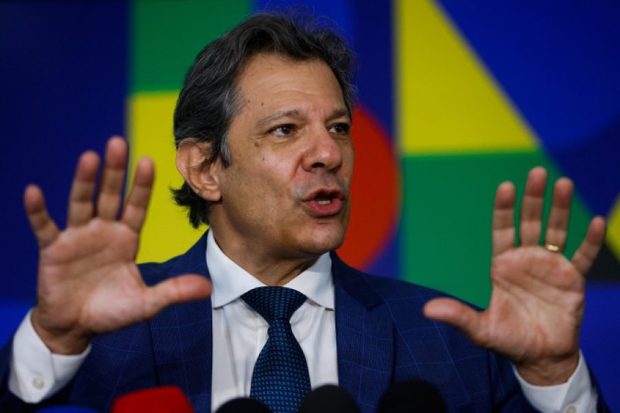 Receita Federal vai notificar quem morar em imóveis sem contrato a partir de 2026