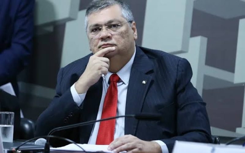 Flávio Dino critica ‘democracia do piti’, defende STF e diz não ser mais odiado que Alexandre de Moraes