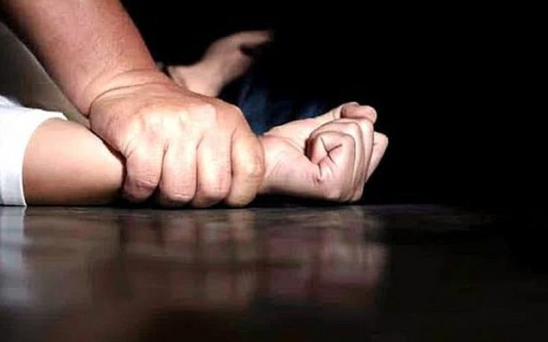 Mulher denuncia agressão após descobrir infidelidade do companheiro