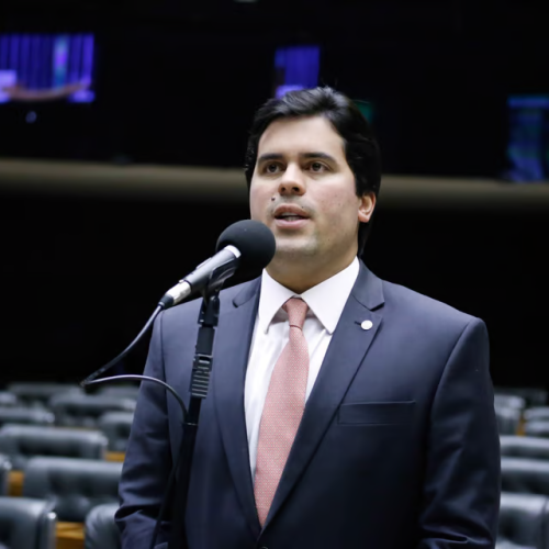 Ministro do Esporte reafirma apoio a Lula para 2026, apesar de decisão do PP