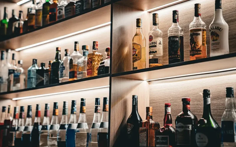 Lula sanciona aumento de pena por venda de bebida alcoólica a menores