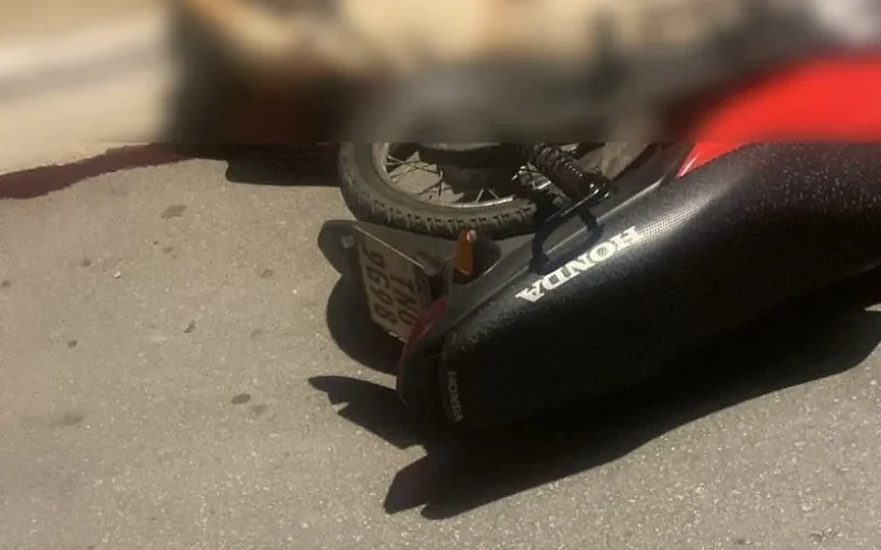 Dupla em motocicleta executa homem a tiros em Arapiraca