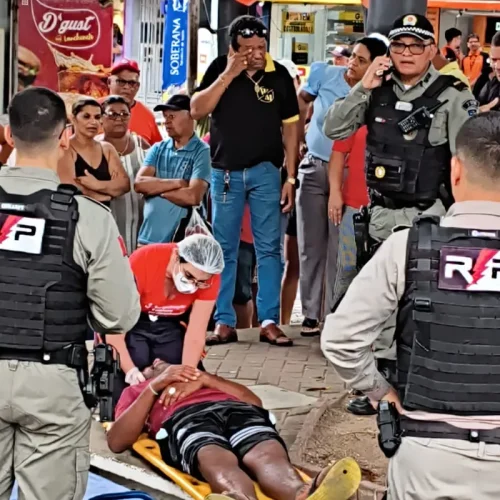 Homem em situação de rua é encontrado esfaqueado no Centro de Arapiraca