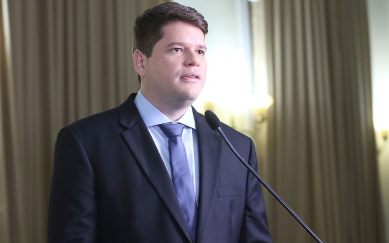 Davi Davino Filho se consolida em Maceió como favorito ao Senado; Renan Calheiros tem a maior rejeição
