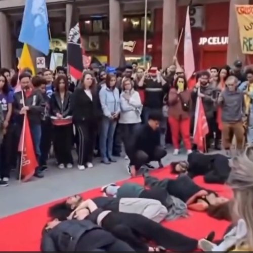 universitários realizaram protesto contra a megaoperação da polícia no Rio de Janeiro
