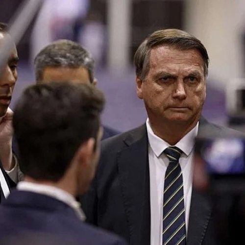 PF promete divulgar vídeos se Bolsonaro insistir em afirmar que pen-drive foi ‘plantado’