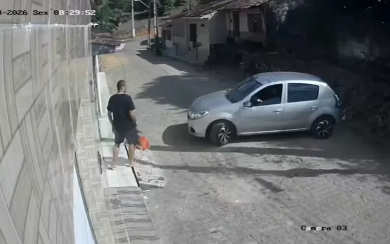 Imagens mostram fuga de Juan após morte de ‘Joba’; suspeito se apresentou e negou crime