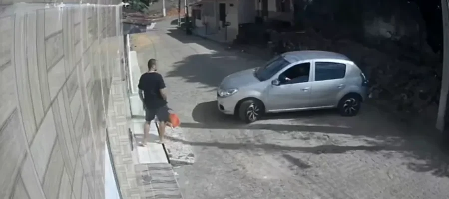 Imagens mostram fuga de Juan após morte de ‘Joba’; suspeito se apresentou e negou crime