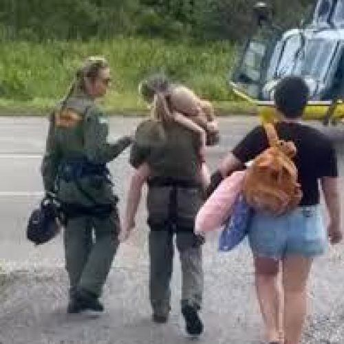 Criança com câncer realiza sonho de conhecer o mar, mas morre durante volta pra casa